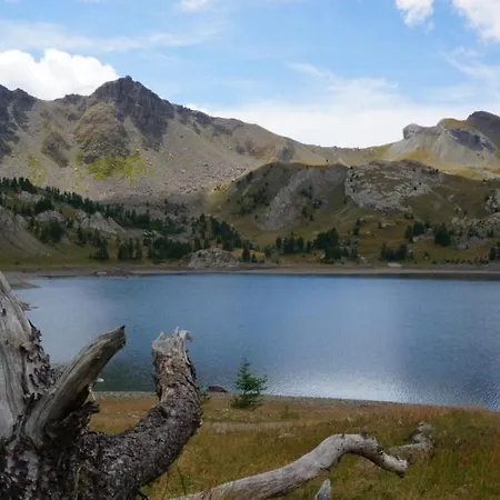 Holiday home Du Bout Du Monde La Bergerie